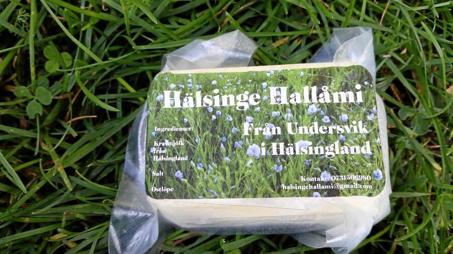 Hälsinge Hallåmi tillverkas av ekologisk komjölk.