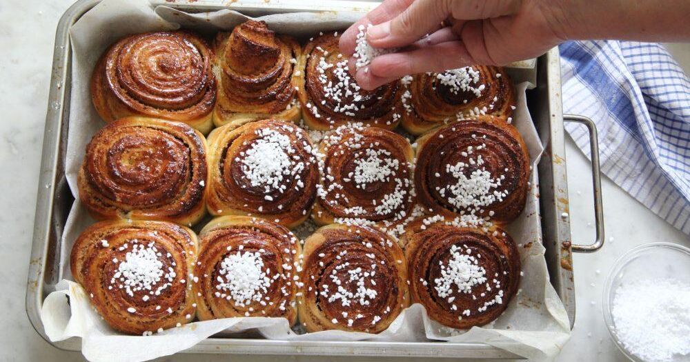 Kanlebullar i långpanna, riktigt gott och riktigt smart sätt att baka!