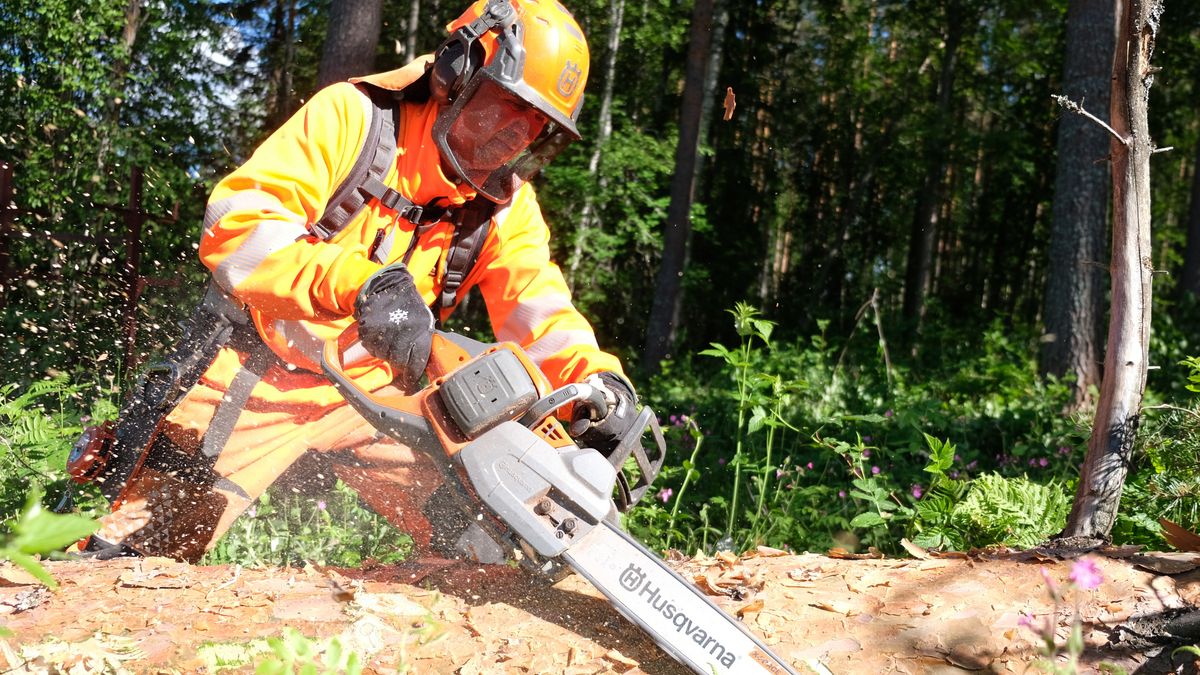 Husqvarna 550i XP: ”På tok för tung för en 50-kubikare”