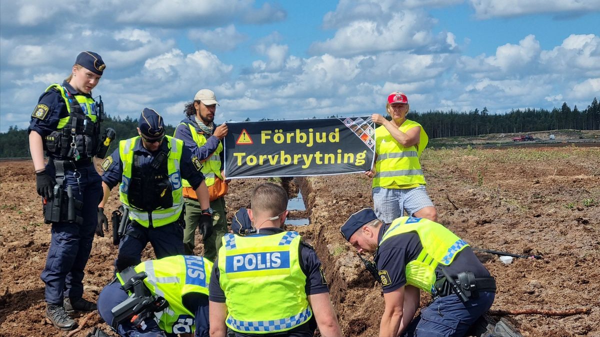 Aktivister på mosse misstänkta för grov skadegörelse