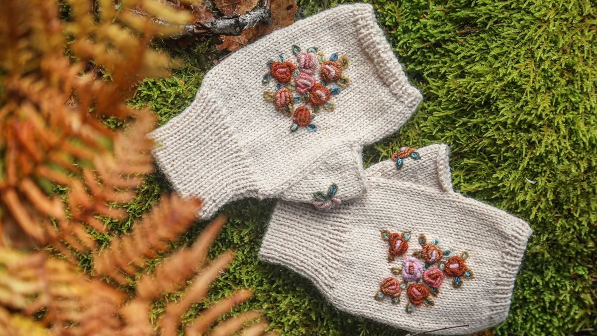 Sticka torgvantar med broderade rosor – höstens sötaste projekt