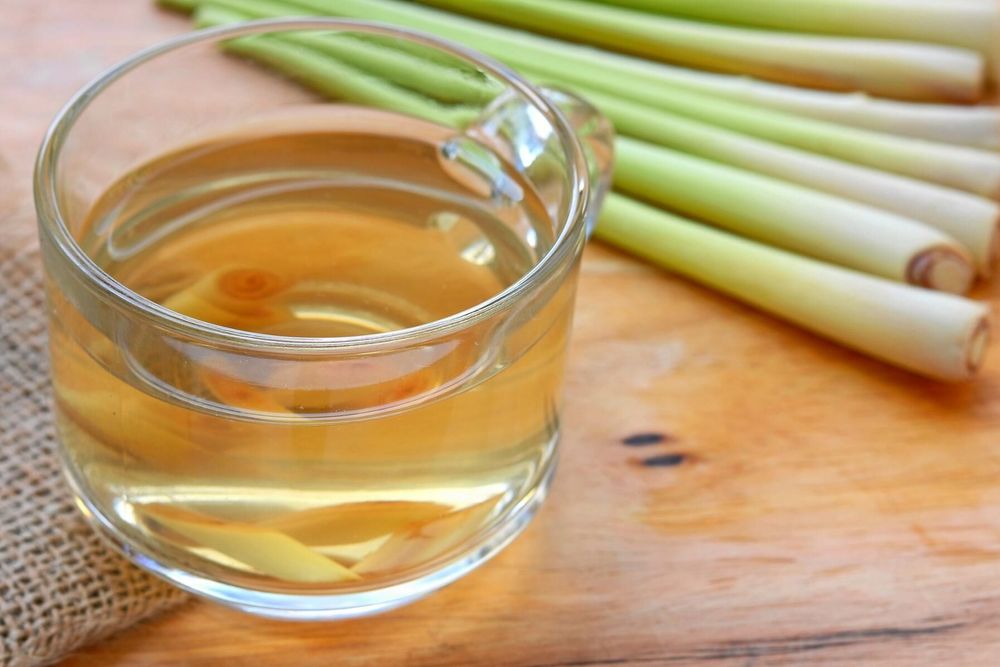 Citrongräs är lika gott i mat som i te.