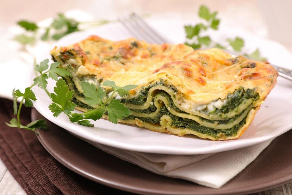 Grönt är skönt! En god och mätande lasagne med kirskål i fyllningen.