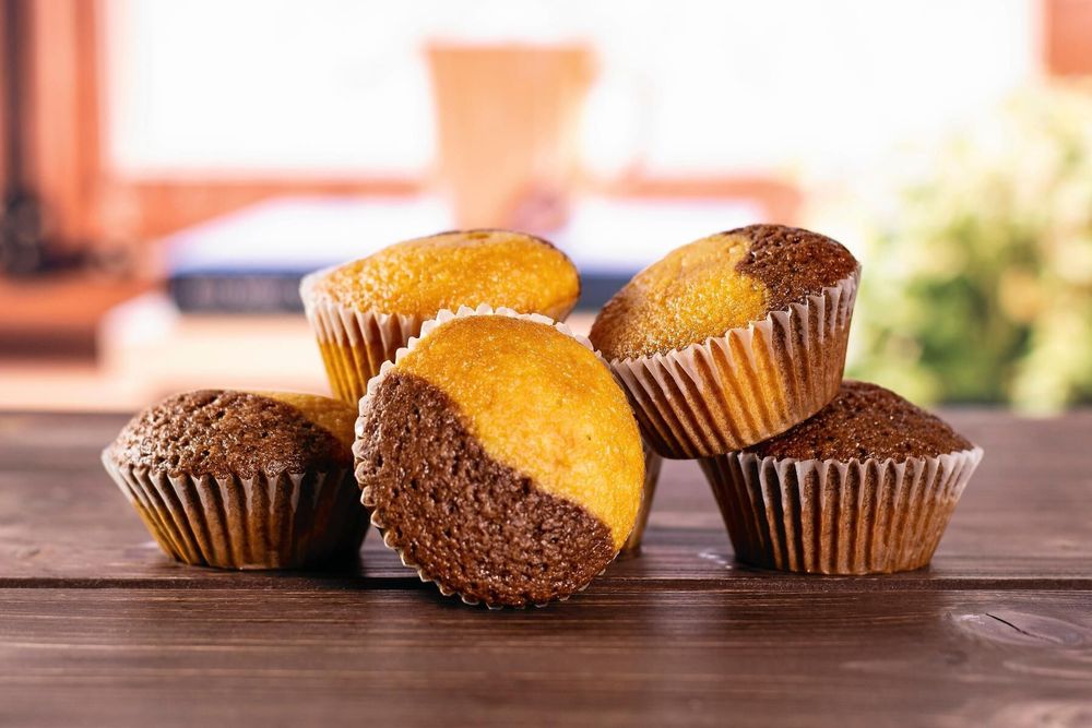 Tigermuffins är hälften vanilj- och hälften kakaosmet. Mums!