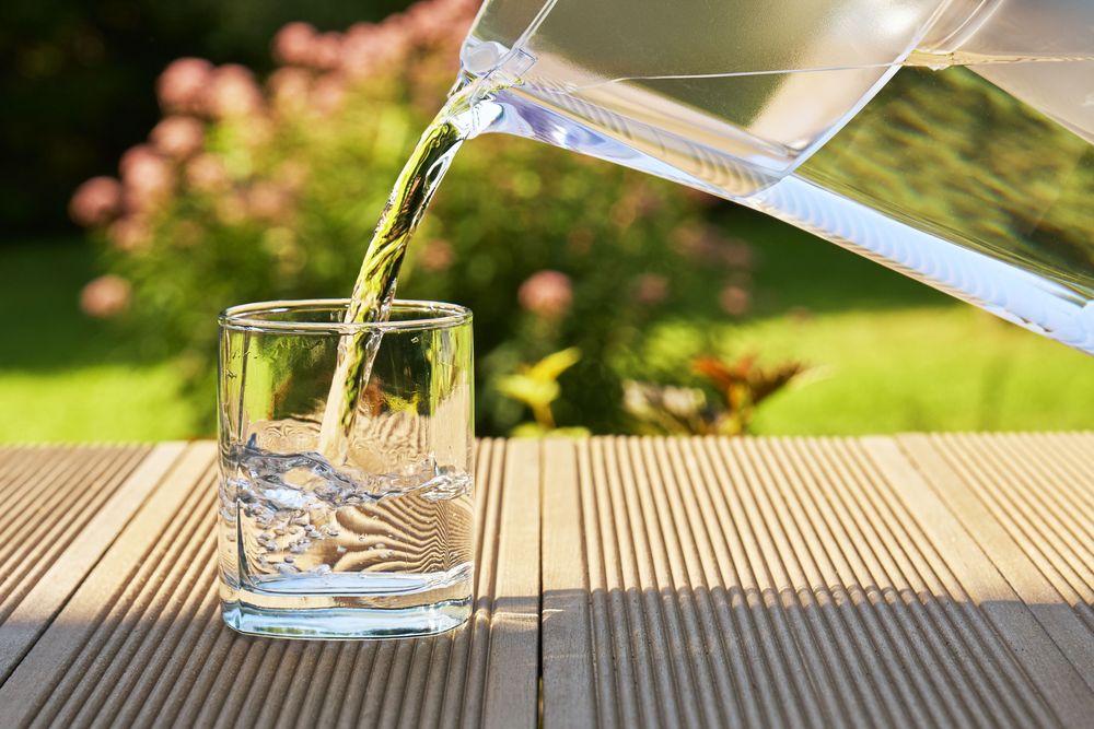 Ta hand om dig när solen gassar. Annars kan din hälsa ta stryk. Foto: Istock