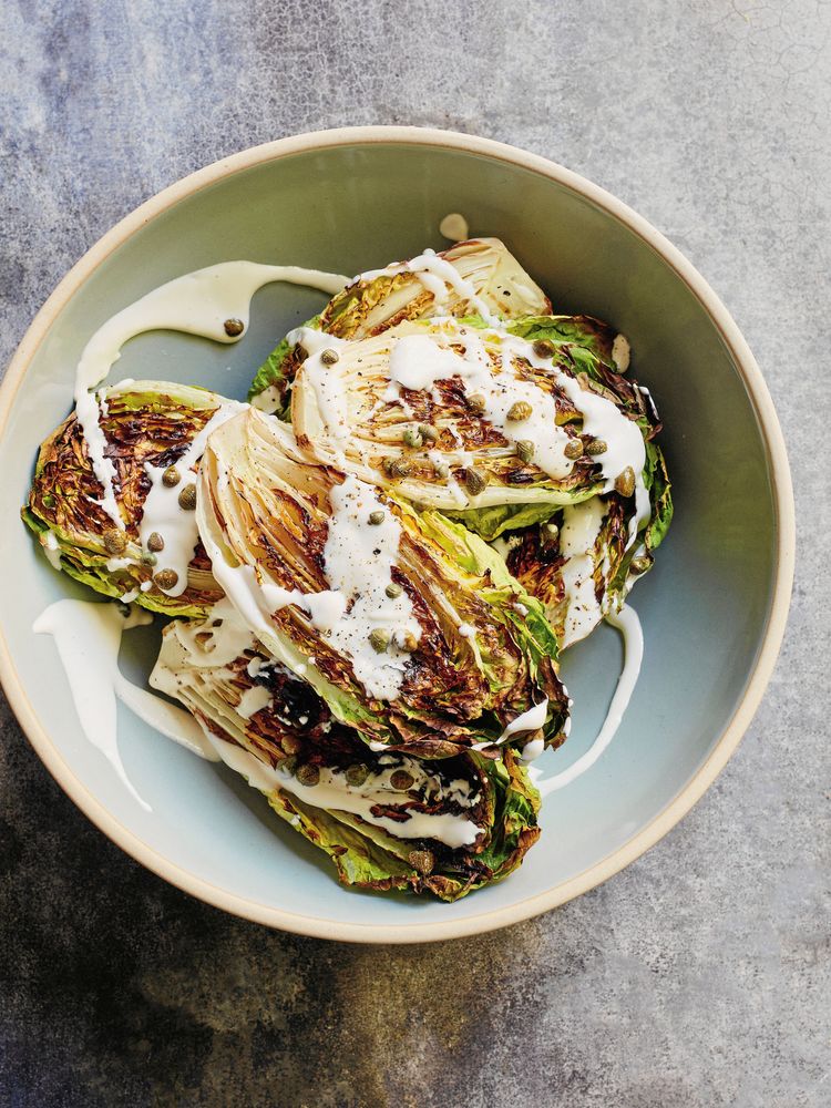 Gott! Att grilla sallad är lite speciellt men du kommer gilla det!