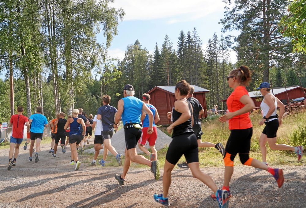 Skibbârg Run går i byn Skeberg en dryg mil utanför Leksand.