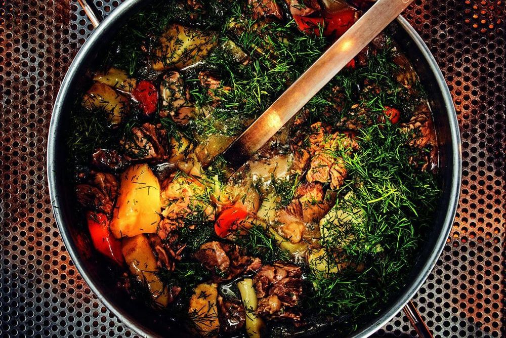 Kokt kalv i dillsås, recept av Tina Nordström.