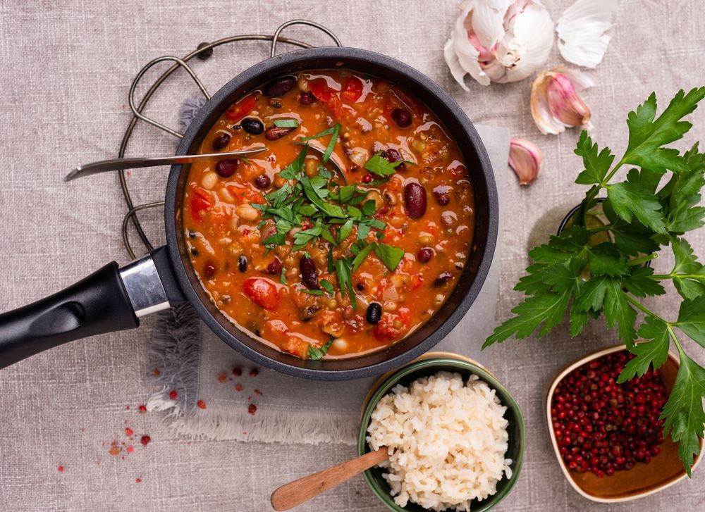 Chili con carne i kastrull.