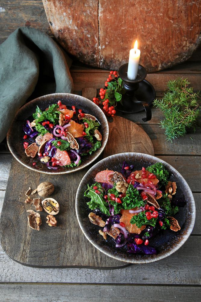 Kålsallad i perfekt form - suveräna smaker!