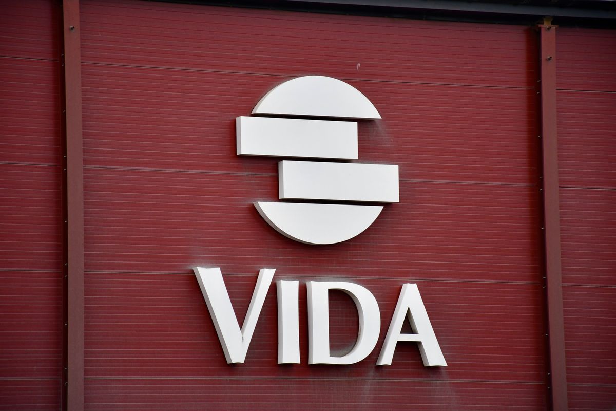 Företagslogotypen Vida på en röd fasad