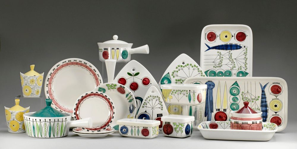 ”Picknick”, Rörstrand. Formgivare: Marianne Westman. 28 delar, flintgods. Slutpris: 7 900 kronor.