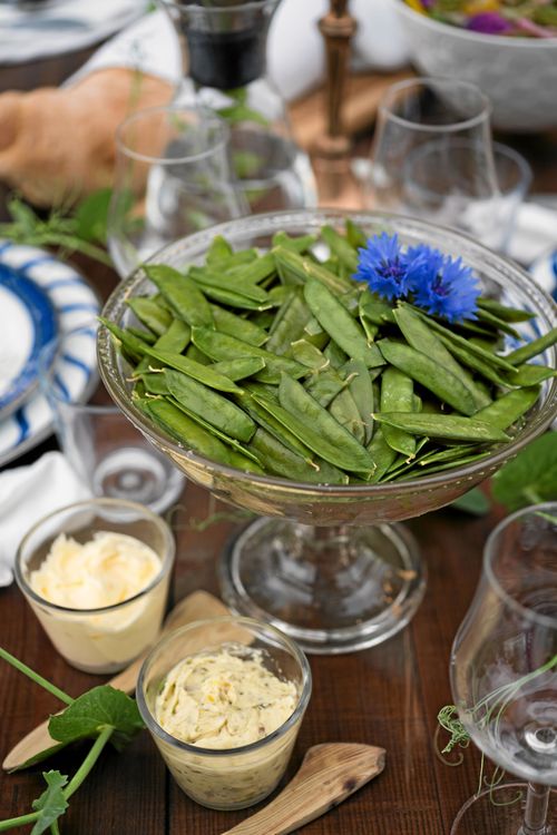 Ett grönt snack att ställa fram för alla att smaka på middagsbordet.