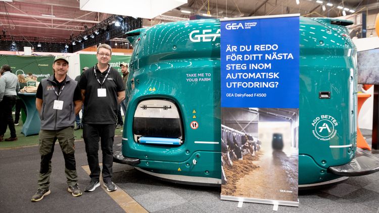 Ny autonom foderrobot till beskådan