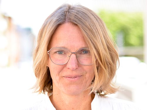 Eva är Sveriges första byarkitekt – ska ge bygatan nytt liv