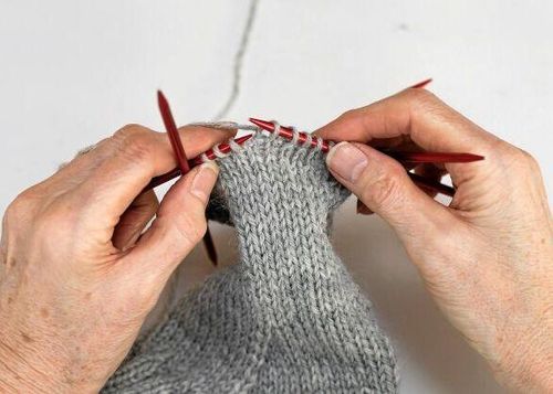 Sockskola del 1: Lär dig sticka sockor steg för steg